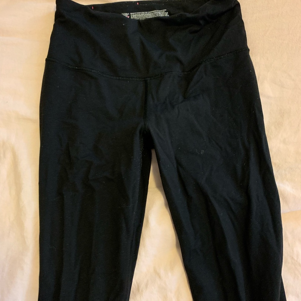 VS Sport leggings size M